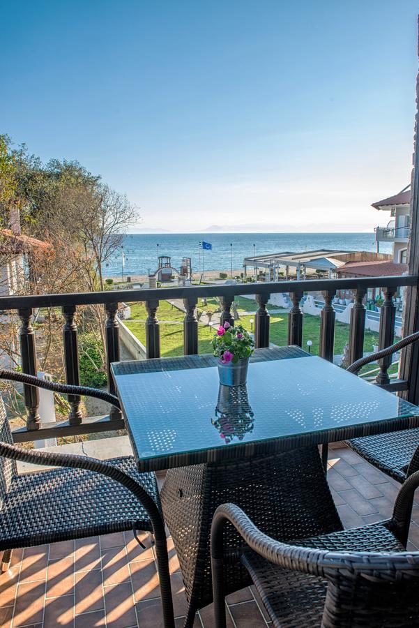 Georgalas Sun Beach Rooms Nea Kallikrateia 外观 照片
