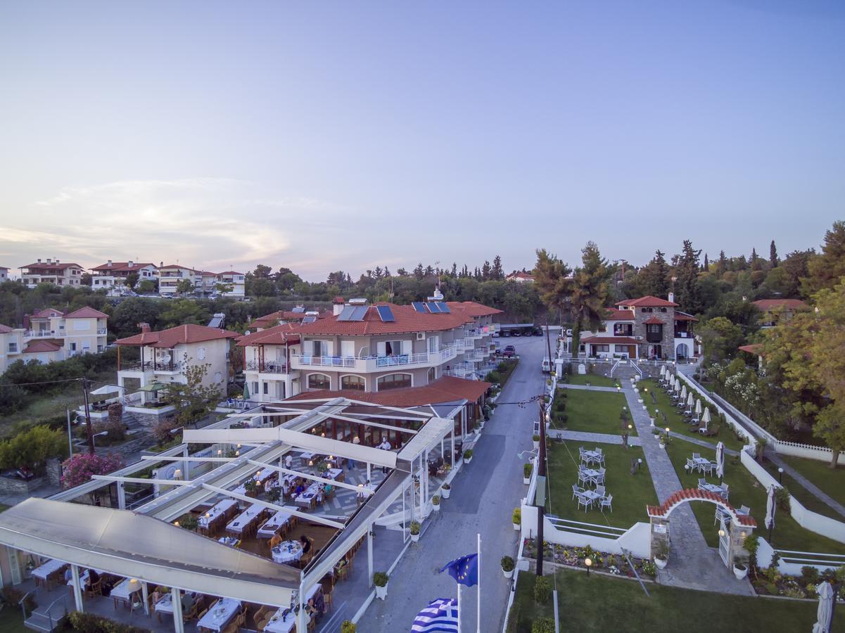 Georgalas Sun Beach Rooms Nea Kallikrateia 外观 照片